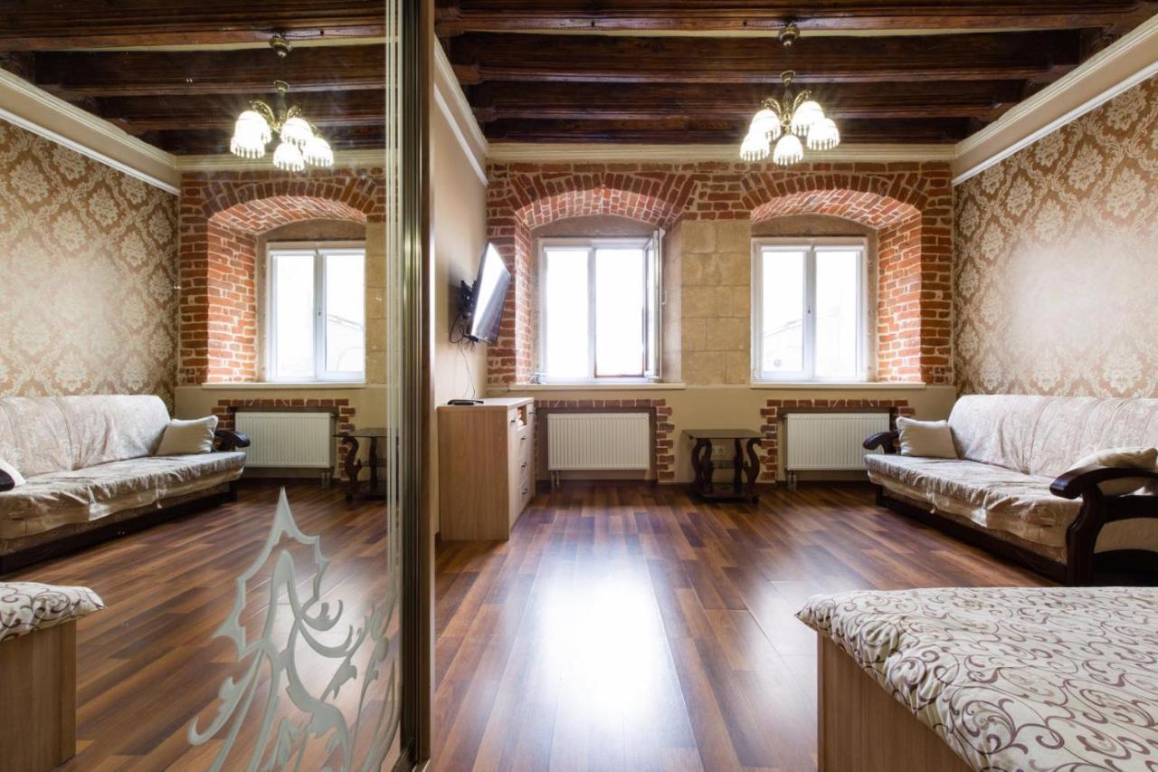 Spirit Of Old Lviv Apartment Main Square Экстерьер фото