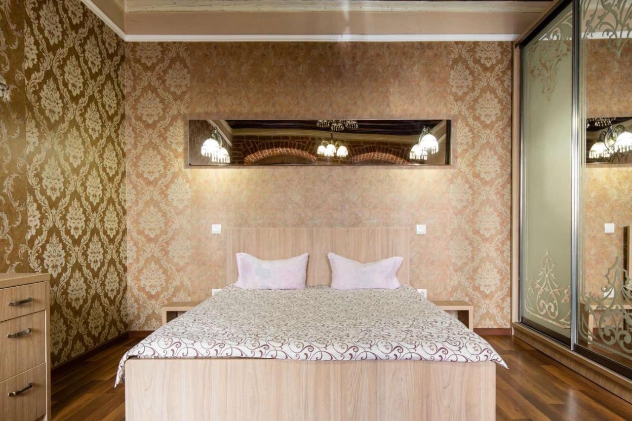 Spirit Of Old Lviv Apartment Main Square Экстерьер фото